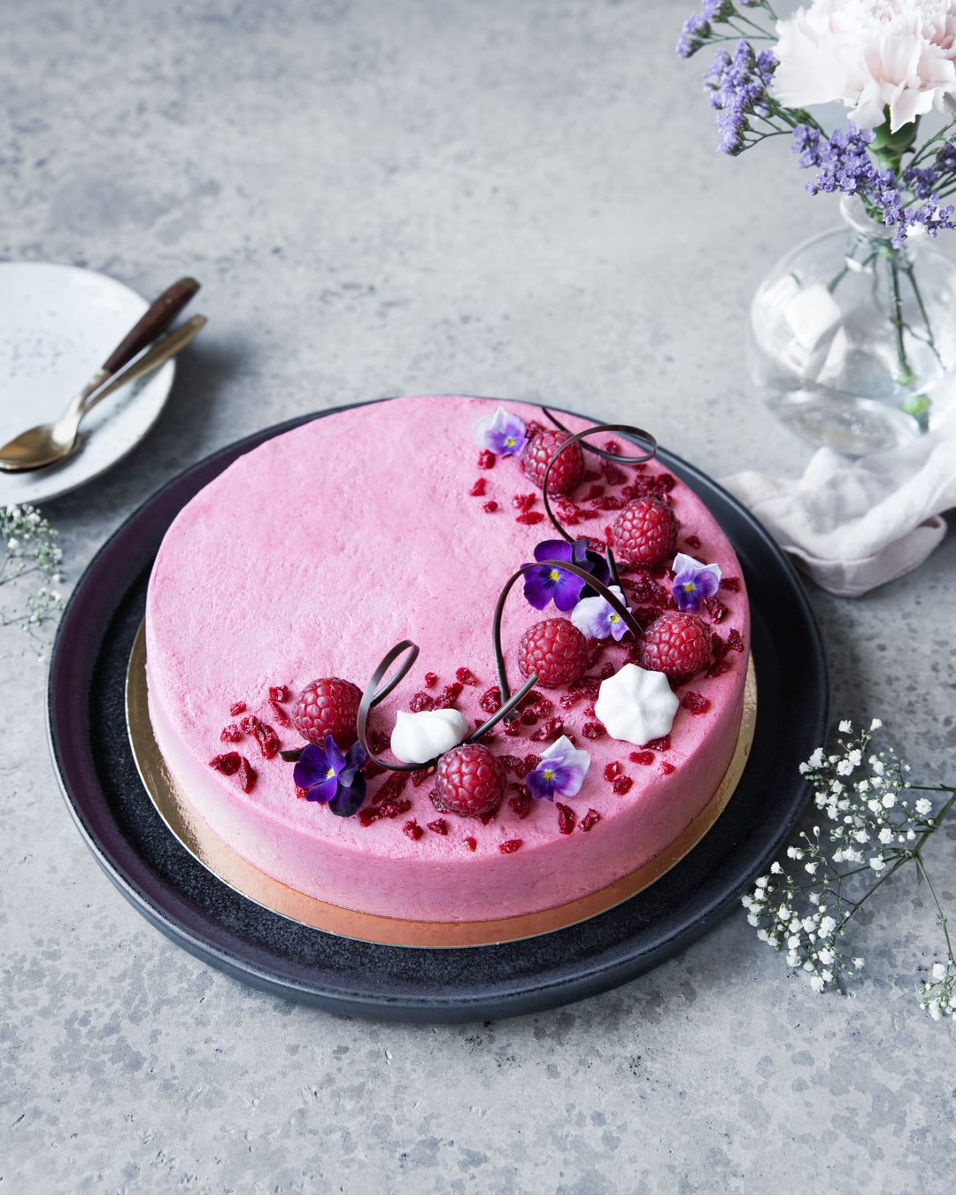 Marjainen juustokakku.